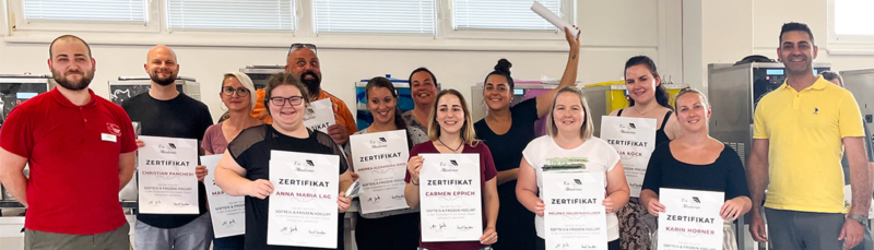 Softeiskurs Teilnehmer mit Zertifikaten