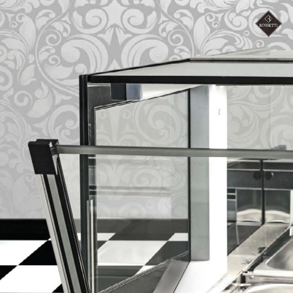 Detailaufnahme Frontglas von Speiseeisvitrine R10 Rossetti